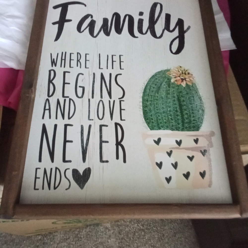 Rustic style wall hanging